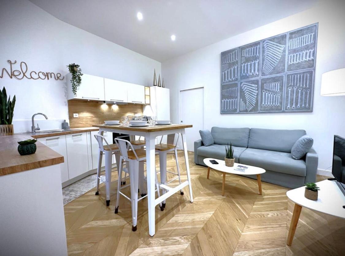 Hypercentre Appart 2 A 4 Pers, Calme & Cosy Avec Terrasse Privee Нант Екстер'єр фото